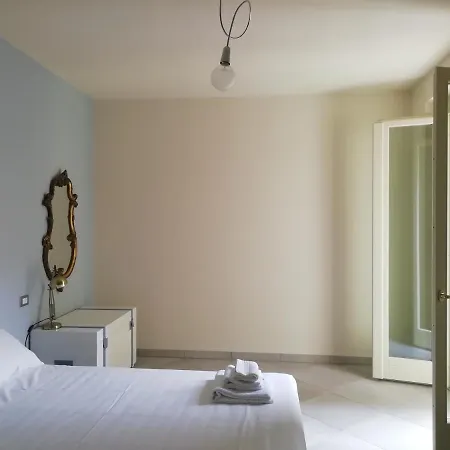 Apartment 49a House *